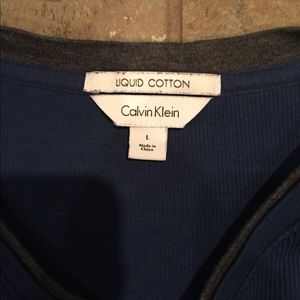 Calvin Klein Sweaters - EUC Men’s Calvin Klein Lightweight Sweater (Blue) Calvin Klein Sweaters - EUC Men’s Calvin Klein Lightweight Sweater (Blue)